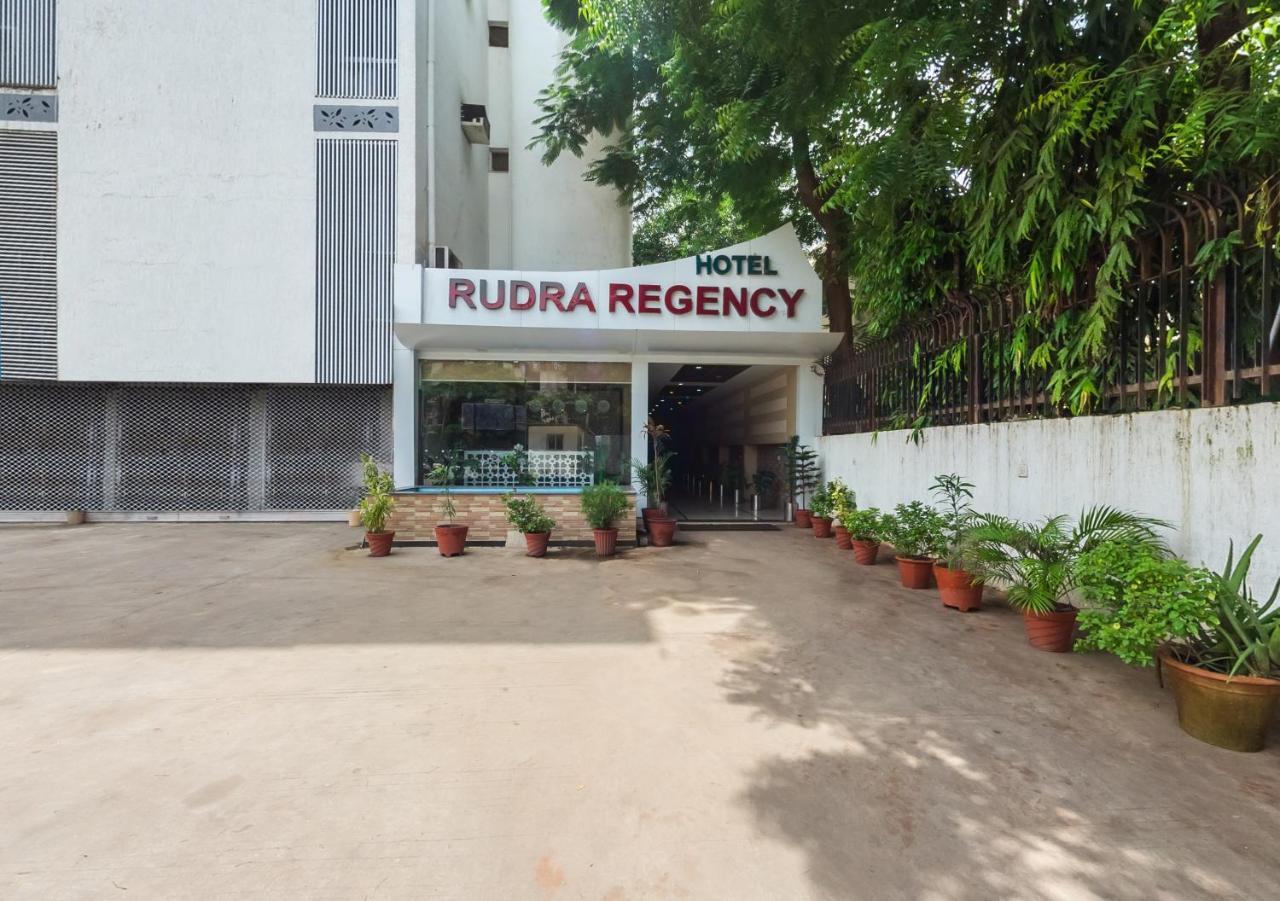 Hotel Rudra Regency Ahmadábád Exteriér fotografie